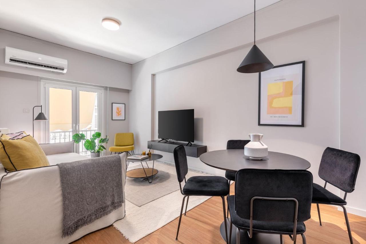The Beehive Apartments Athena Bagian luar foto