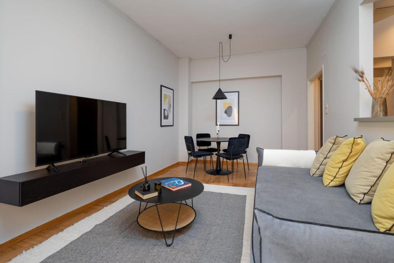 The Beehive Apartments Athena Bagian luar foto