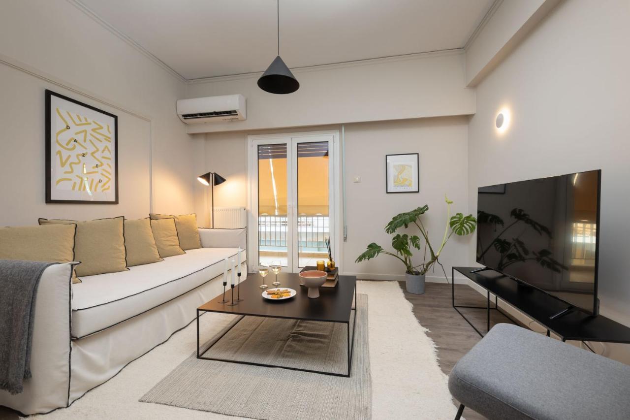 The Beehive Apartments Athena Bagian luar foto