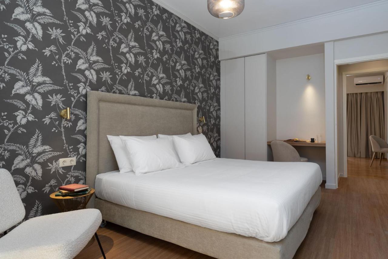 The Beehive Apartments Athena Bagian luar foto