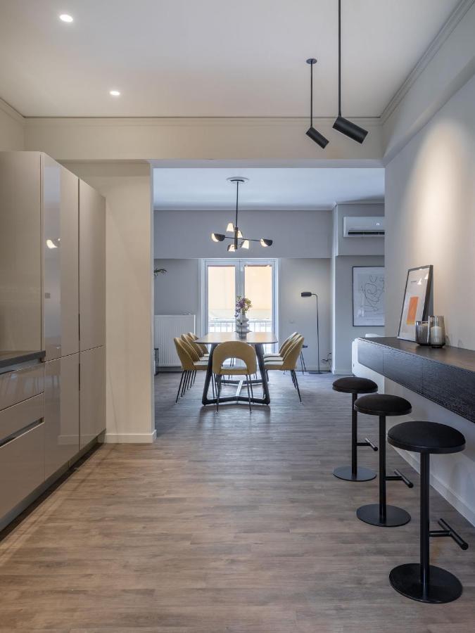 The Beehive Apartments Athena Bagian luar foto