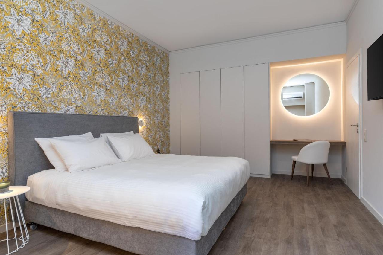 The Beehive Apartments Athena Bagian luar foto