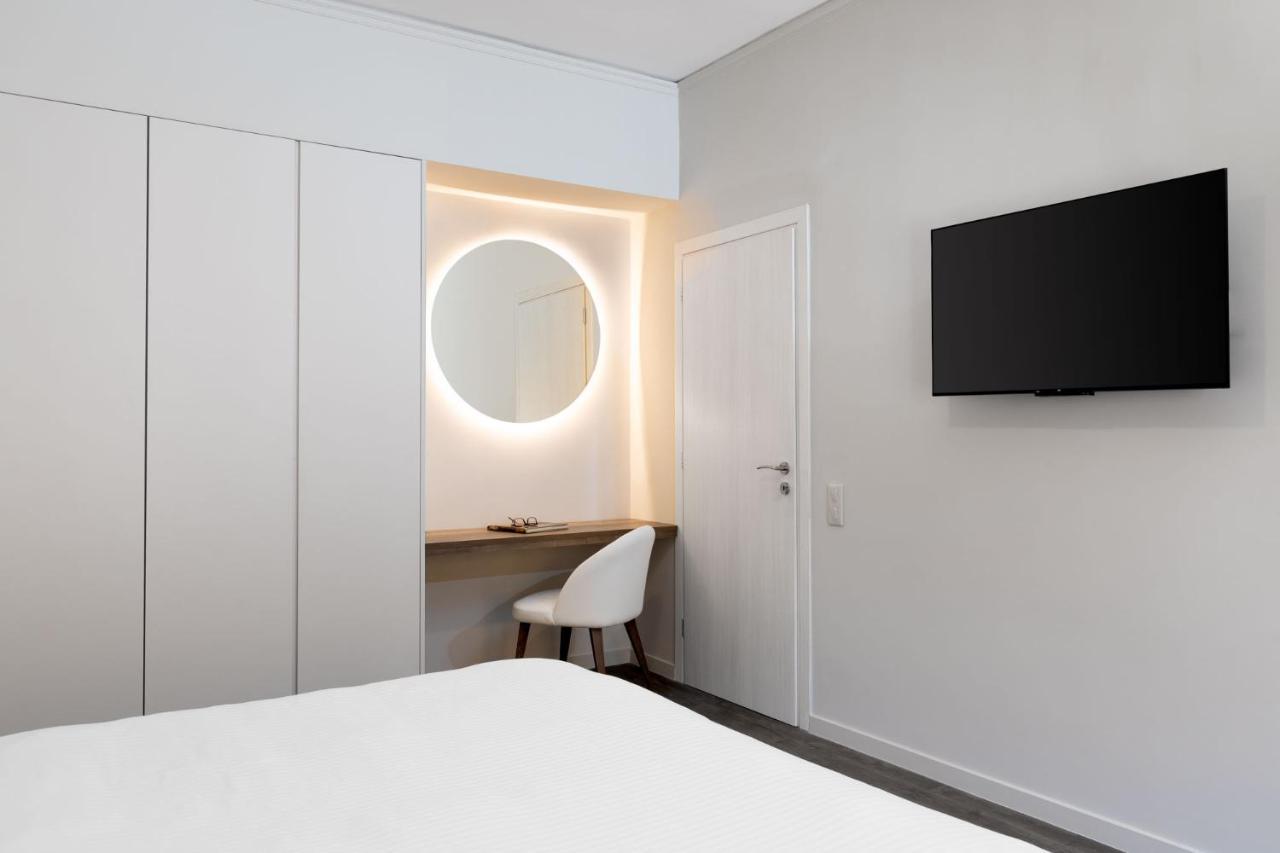 The Beehive Apartments Athena Bagian luar foto