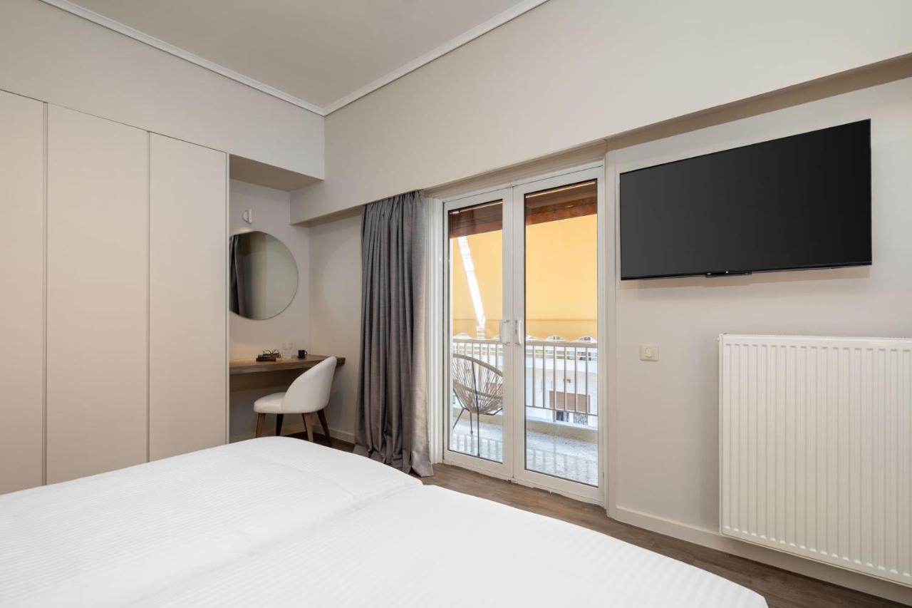 The Beehive Apartments Athena Bagian luar foto